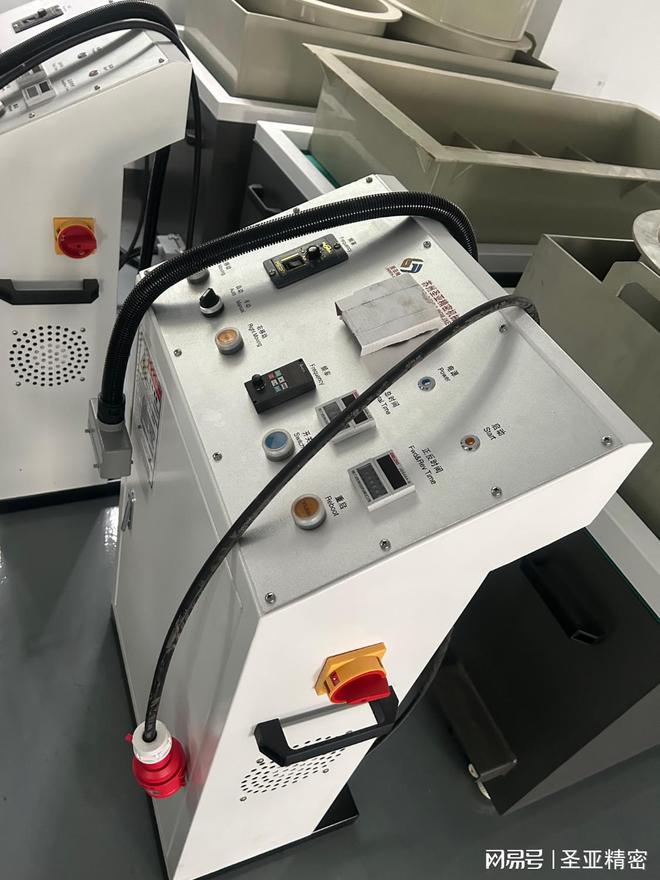 澳门新葡萄新京8883游戏磁力抛光机对CNC加工件的抛光效果及应用